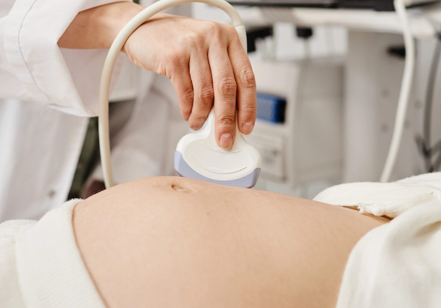 pregnancy-ultrasound-closeup-2022-03-31-10-10-47-utc@2x